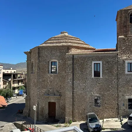 شقة Casa Turistica Santa Rosalia *