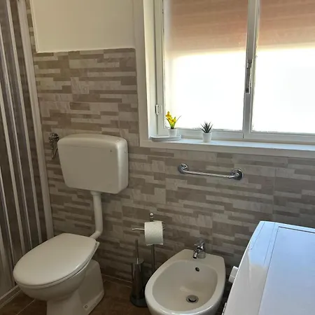 Casa Turistica Santa Rosalia شقة Regalbuto